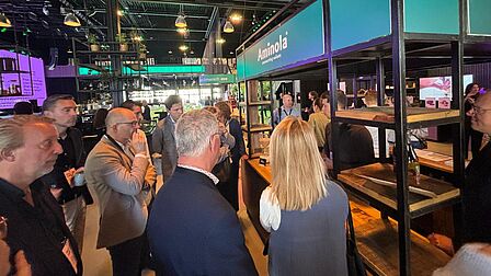 Bezoek aan de stand van Aminola