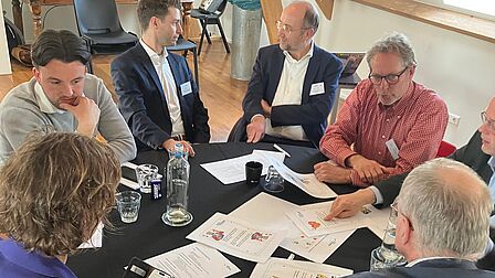 Werkconferentie Ruimte voor Economie_tafel 1 aan het werk