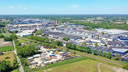 Luchtfoto van bedrijventerrein Harselaar in Barneveld
